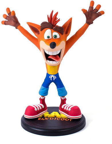 CRASH BANDICOOT: 9" FIGURE - CRASH BANDICOOT